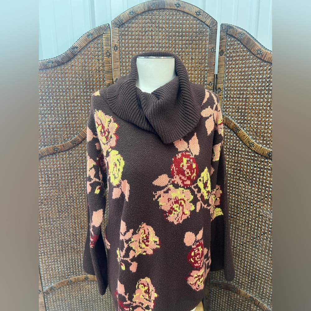 The pioneer woman sweater brown medium
